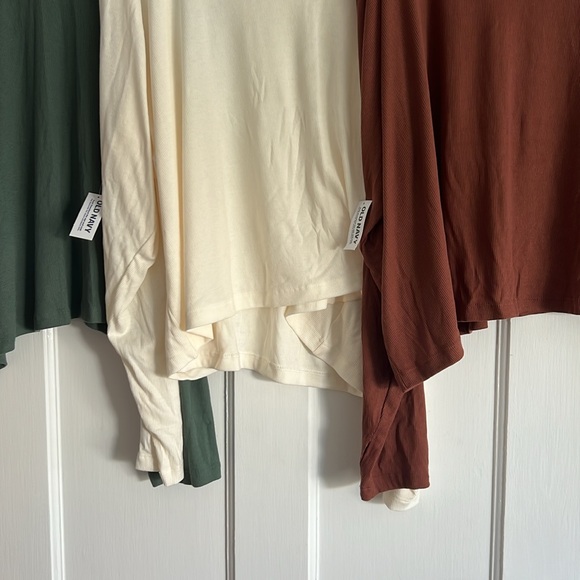 Three NWT Old Navy 3x Cowl Neck Sweaters - Picture 5 of 6